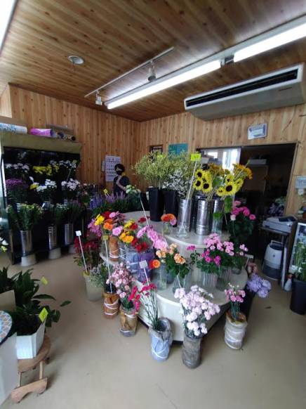 「すずき」　（北海道川上郡標茶町）の花屋店舗写真3